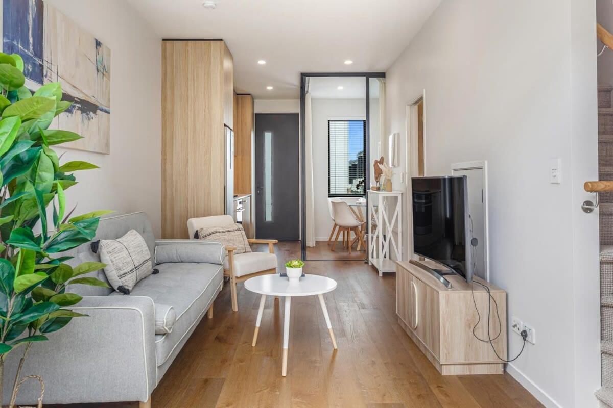 Fresh & Sleek Grey Lynn Unit With Private Patio Apartment Auckland Exterior photo